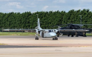 Britten Norman BN2A Islander [320x200]